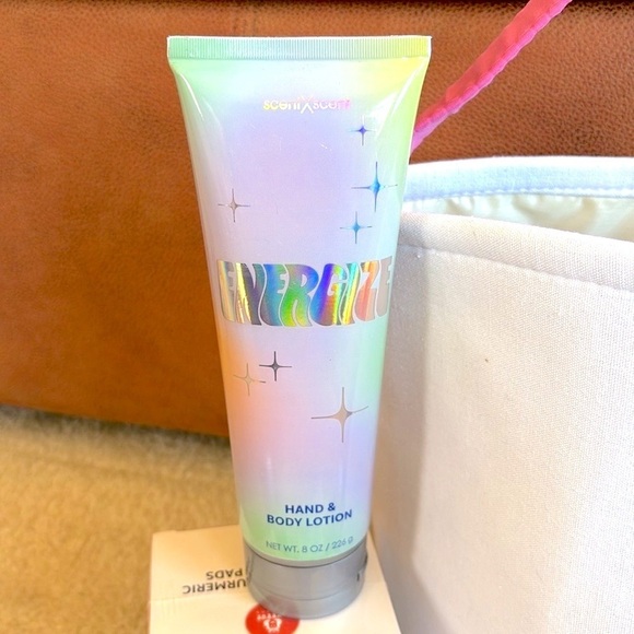 Brand New Self Care Skincare Easter Basket Turmeric Pads Moisturizer Jade Roller - Picture 6 of 15